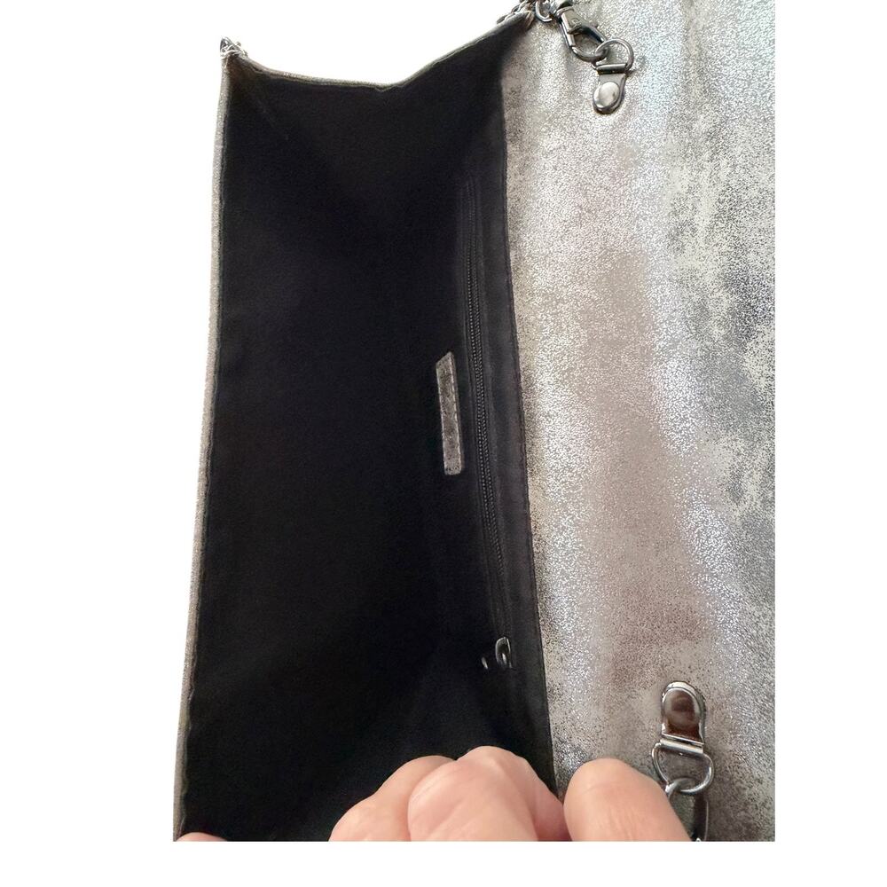 Chelsea28 Faux Leather Chain Crossbody Clutch Envelope Metallic Silver Gunmetal - Picture 4 of 5